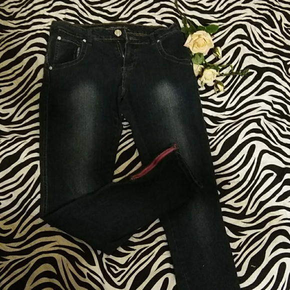 Jeans - Picture 1 of 2